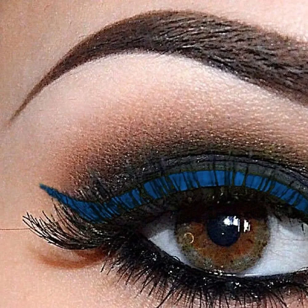 Too Faced WATERPROOF Gel eye liner in Killer Saphire (Dark Navy Blue)